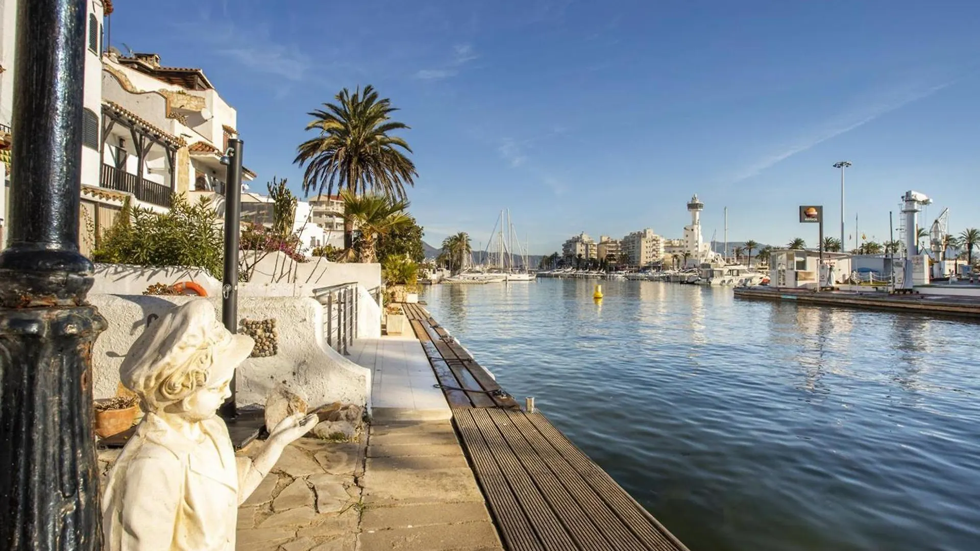 Holiday home Casa De Pescador Con Amarre De 4 M - Hisp-288-59 Villa Empuriabrava