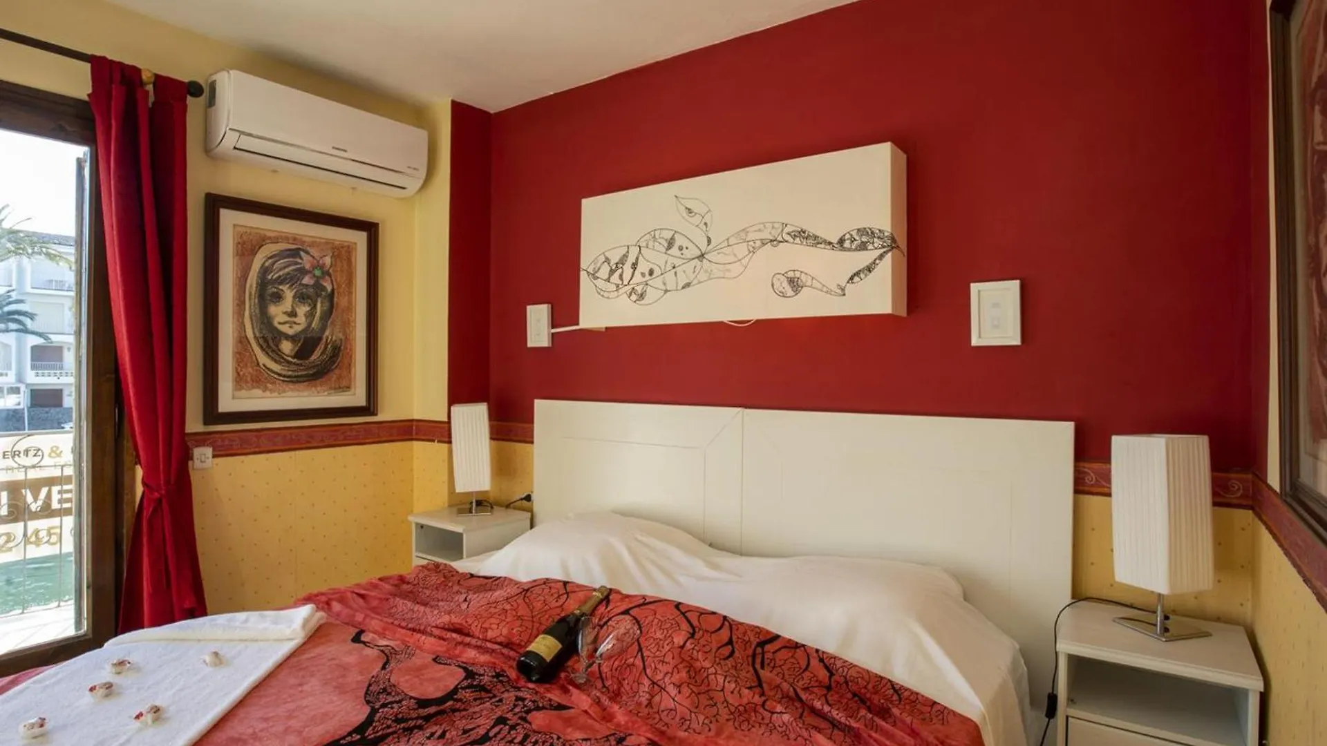Casa De Pescador Con Amarre De 4 M - Hisp-288-59 Villa Empuriabrava 0*,  Spain